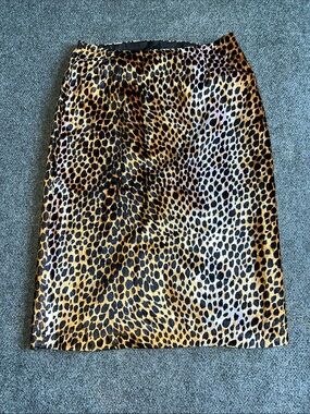 Vintage Patrick Christopher Leopard-Print Pencil Skirt in Gold and Black 082426